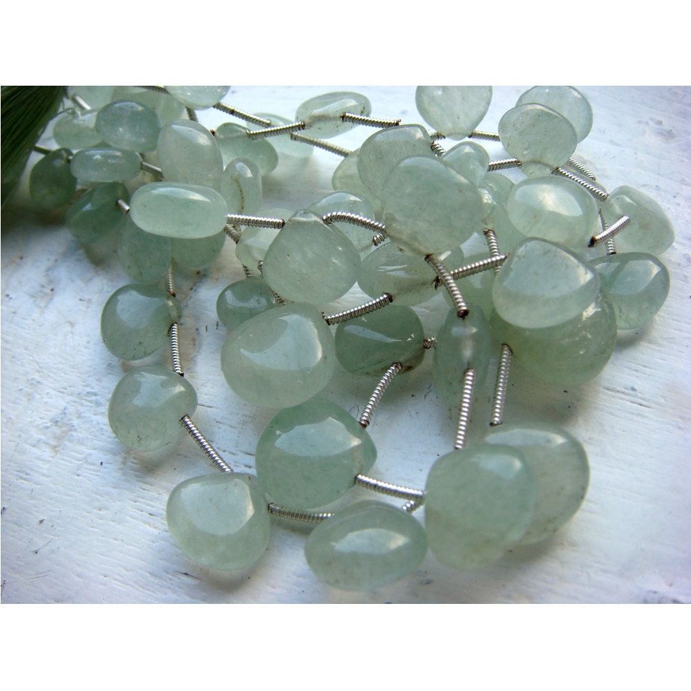 Aquamarine - Aquamarine Heart Briolettes - 8mm To 12mm - 21 Pieces
