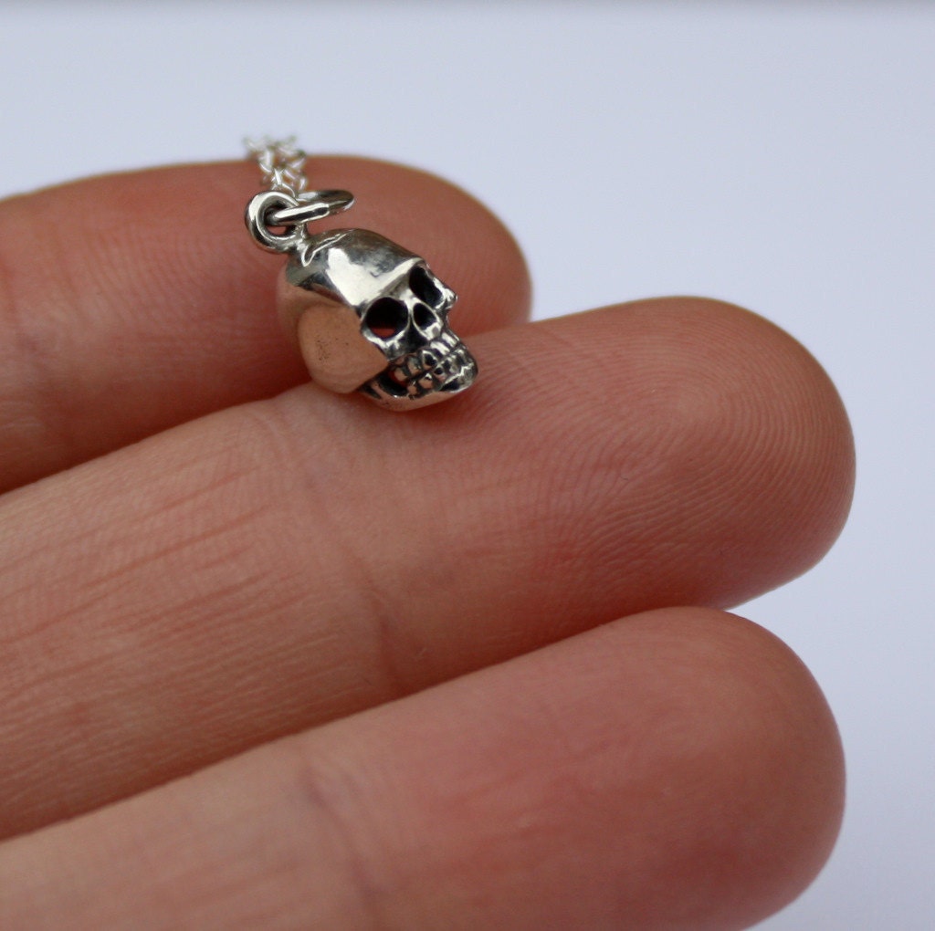 Memorial Day Sale: Silver Skull Necklace - Sterling Silver . Halloween Jewelry . Fall Fashion