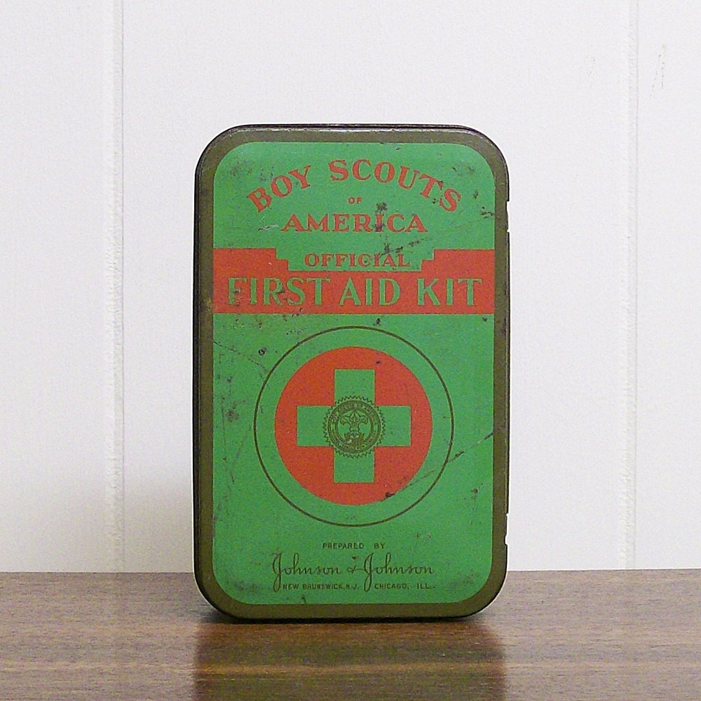 vintage-boy-scout-first-aid-kit-by-vintageshelfandwall-on-etsy