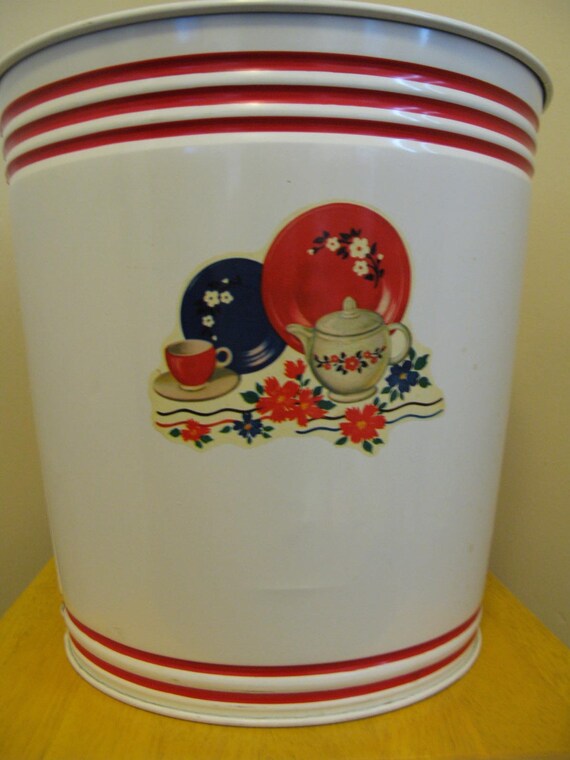 Vintage Kitchen Trash Can White with Red by DishDashKitchenCo