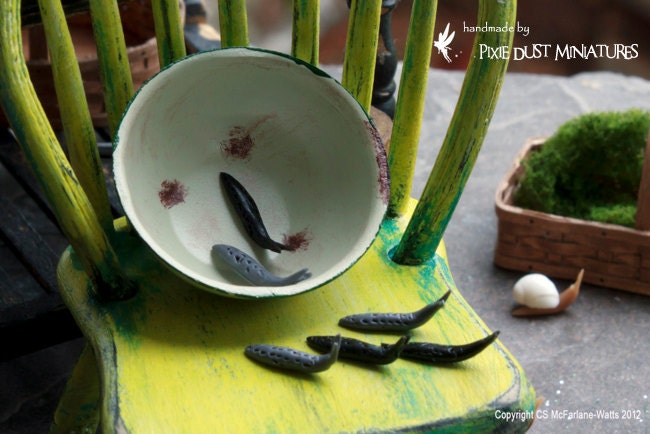 Slimy Black Slugs - GARDEN RANGE