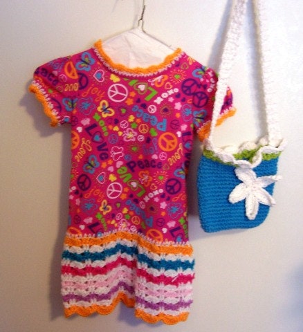 Pretty T-Shirt Dress Hand Crochet Skirt Free Purse included with purchase