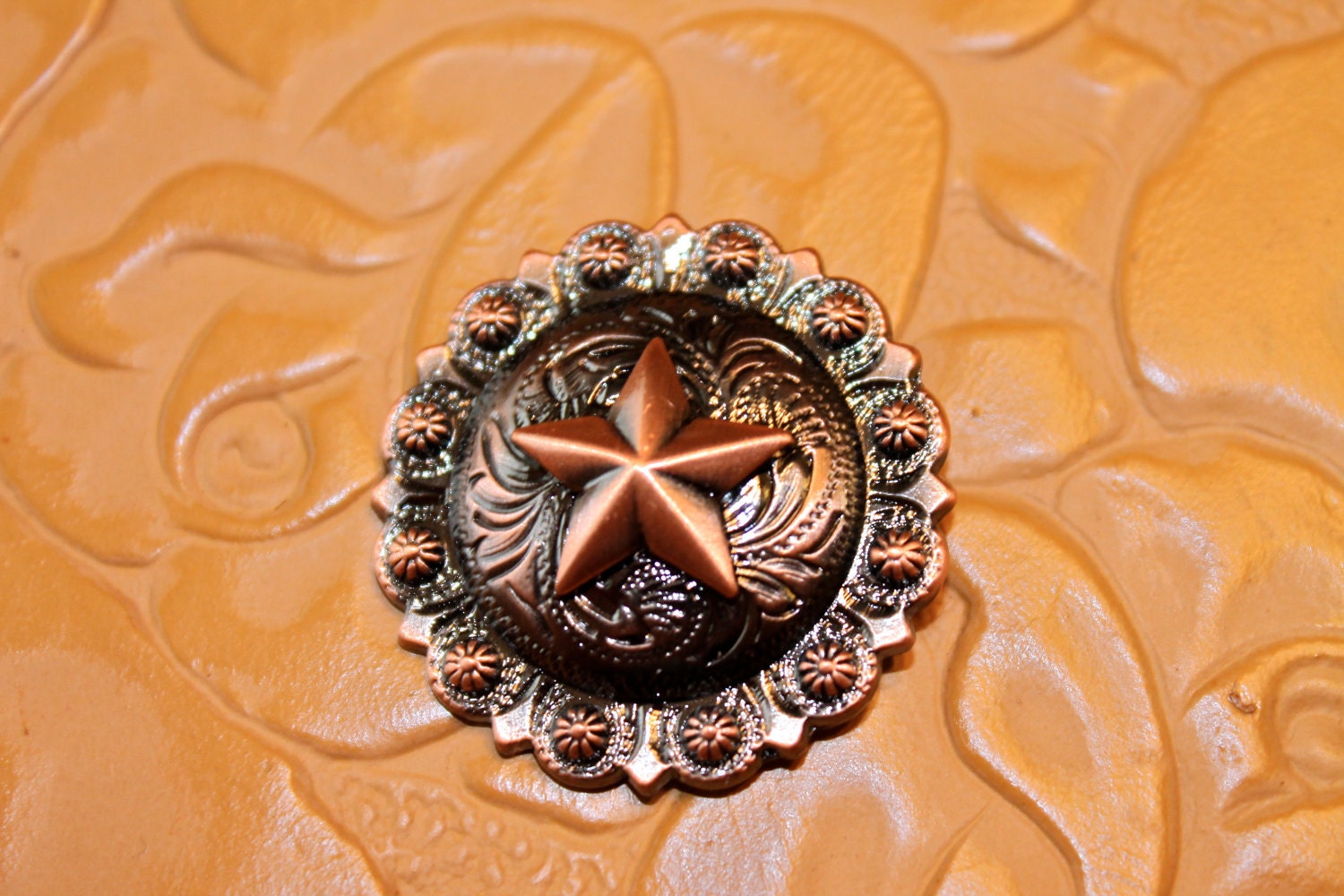 Copper Star Berry Concho - 1 1/4 in