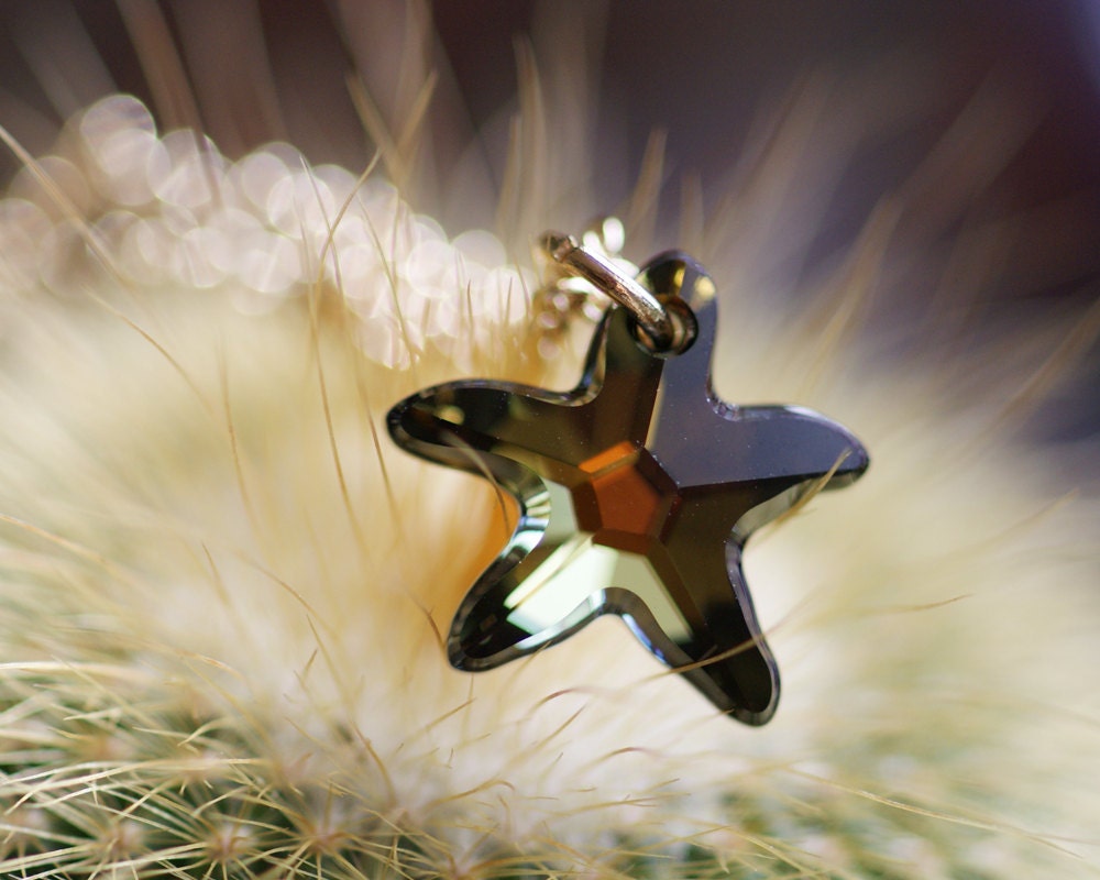 Teal & Tobacco Starfish Necklace - Deep Yellow-Green Blue Bronze Crystal Pendant