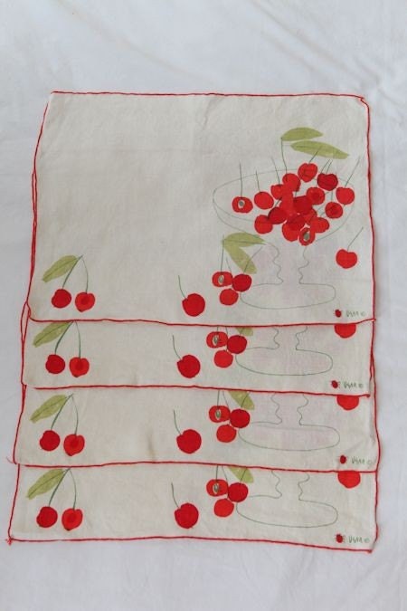 Stunning Vintage Vera Neumann linen cherry print napkins and placemats