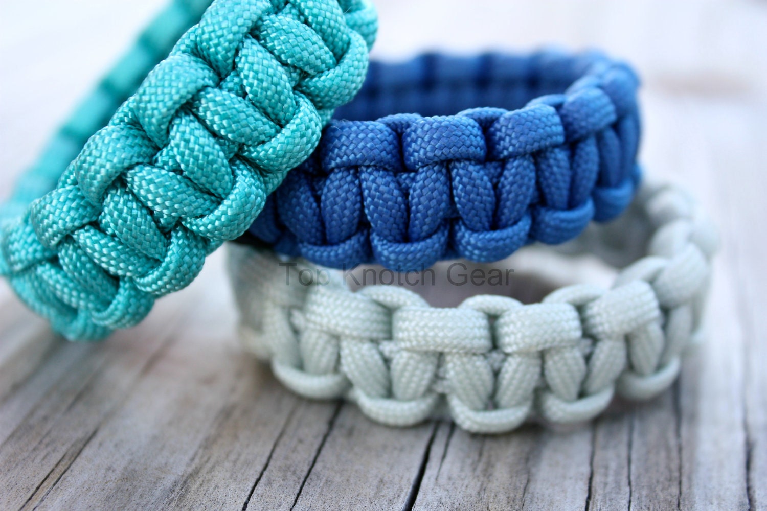 Solid Color Paracord Survival Bracelet - Custom Color