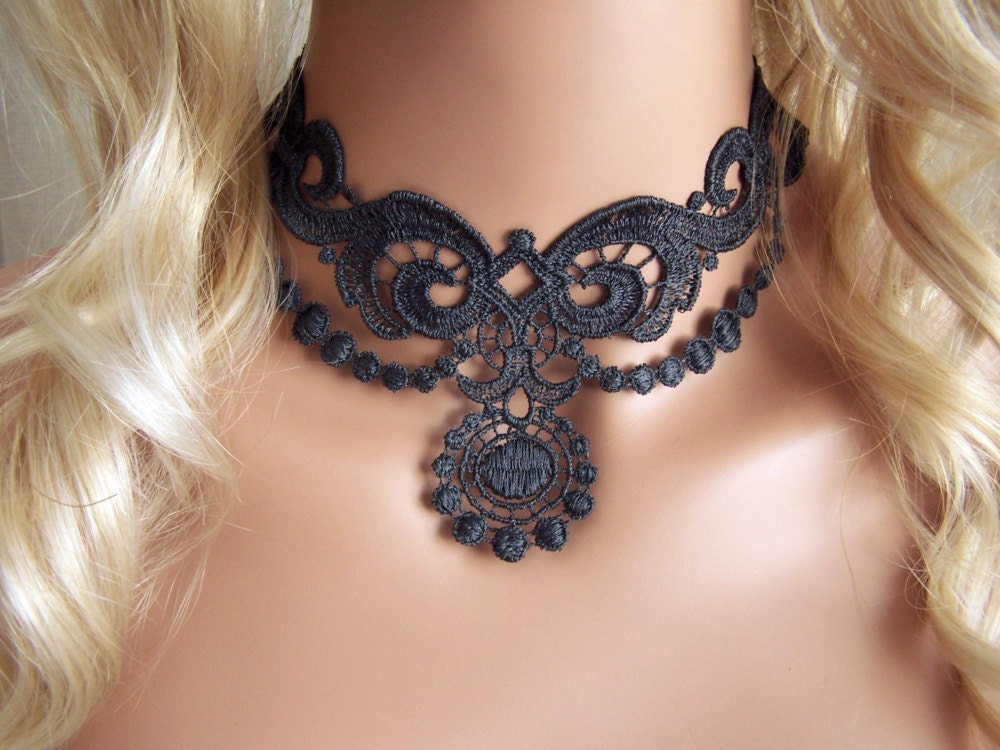 Lotus lace necklace charcoal grey