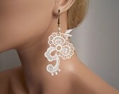 Wisteria lace earrings very short version ivory