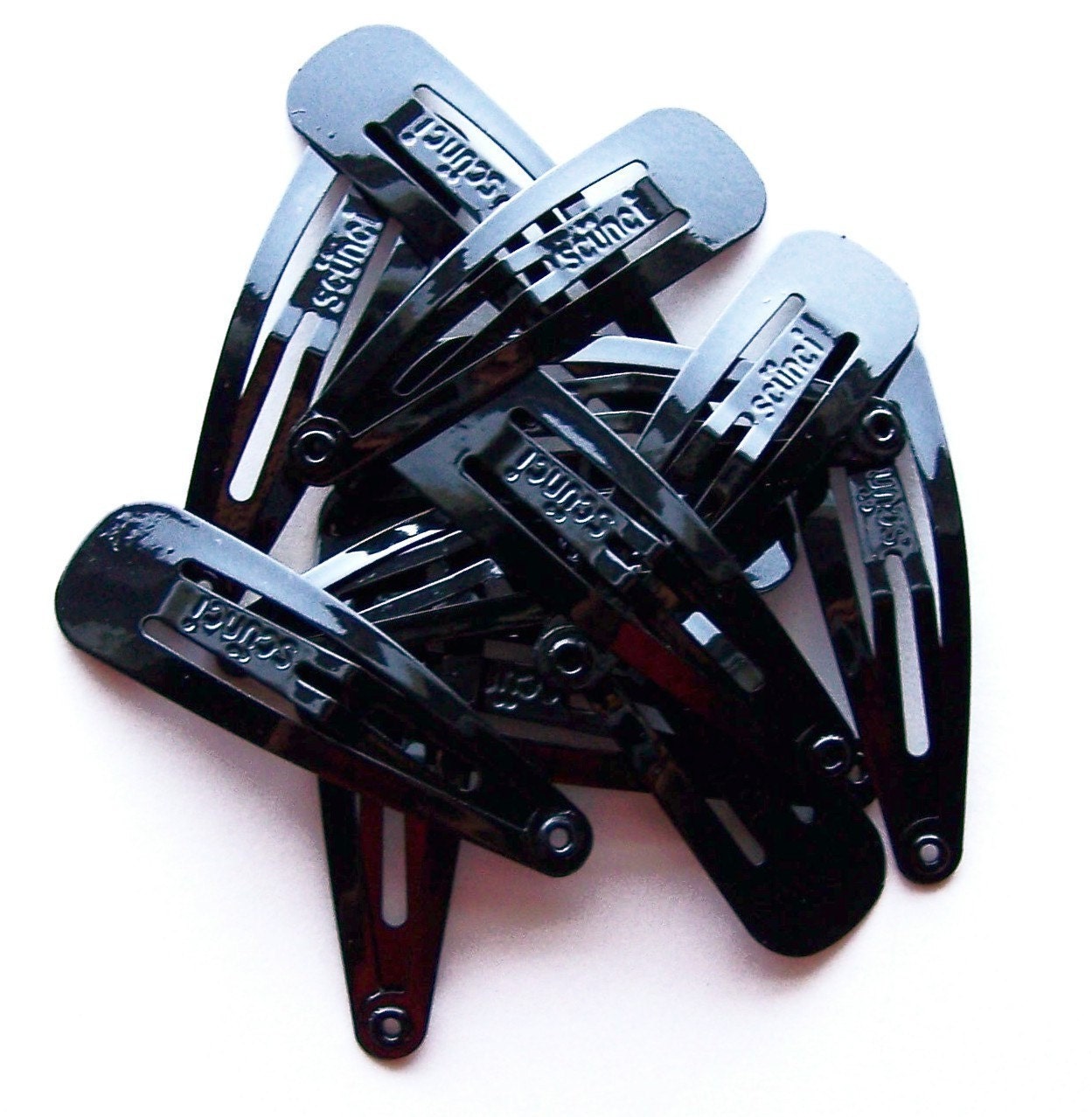 20 Black SCUNCI Snap Hair Clips