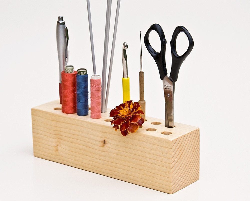 DESK ORGANIZER Crafting Cindy