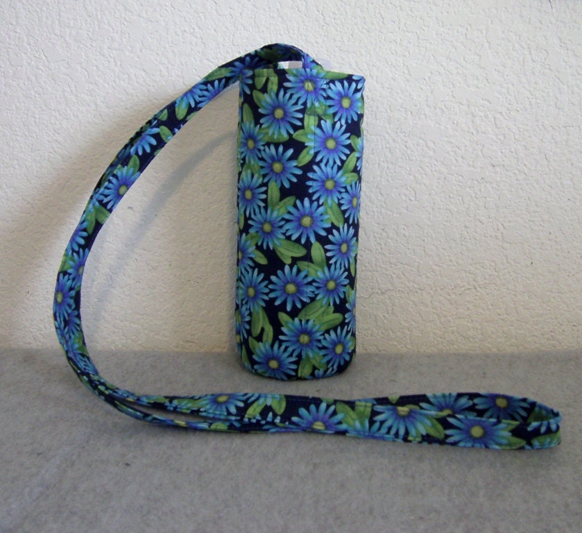 Insulated Water Bottle Carrier - Blue Daisies