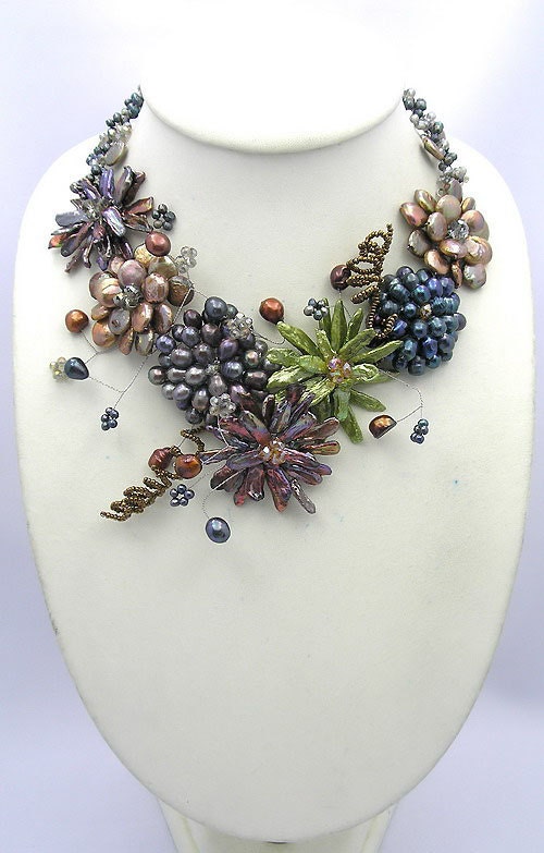beadwork necklace,bib necklace,statement necklace,bridesmaid gifts,Bead Necklace,Pearl Necklace,flower necklace / earring set