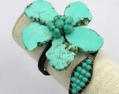 wedding gifts,bridesmaid gifts,bangle bracelet ,beadwork bracelet,Beaded Jewelry, Turquoise Bracelet With Turquoise Wired Flower