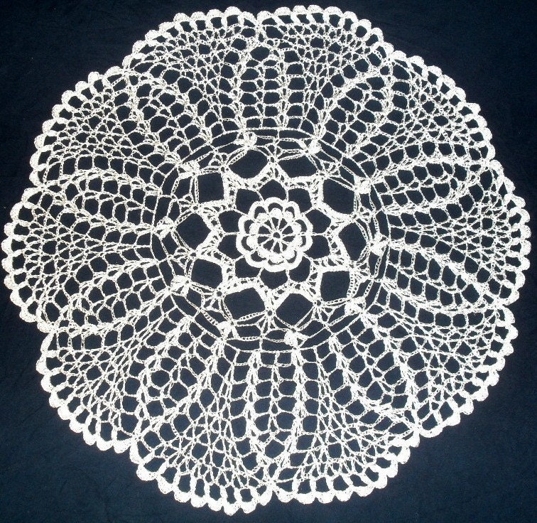 Medium Round Flowery Silk Nylon Blend Doily