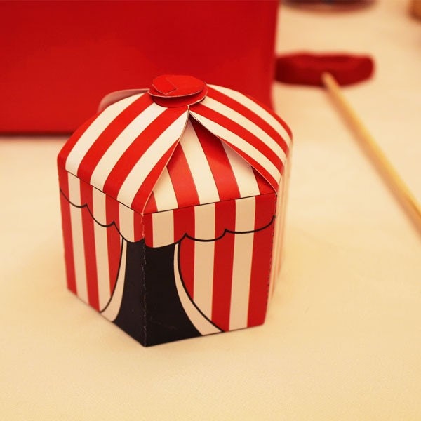 5 Circus Tent Favor Boxes, Circus/Carnival Party Decorations, Parties to Go