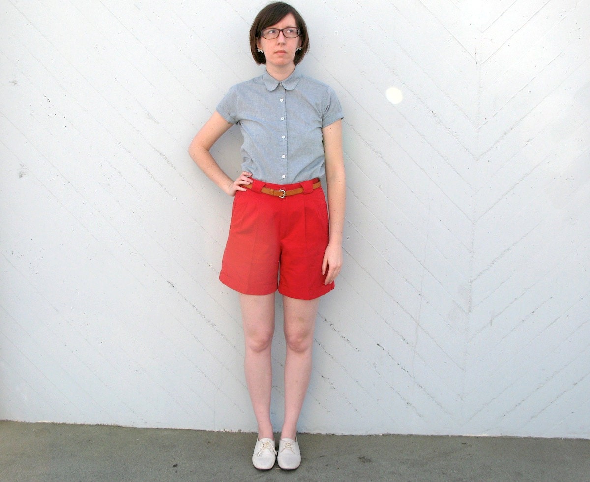 1980s vintage red preppy shorts - high waisted with pleats - xs / small