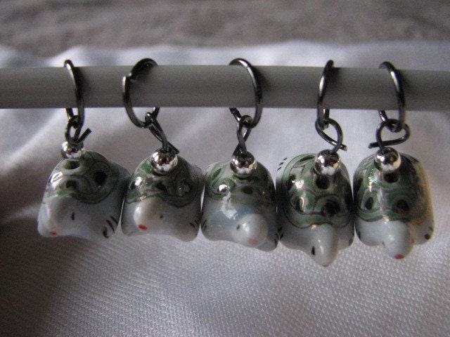 Set of turtle stitch markers