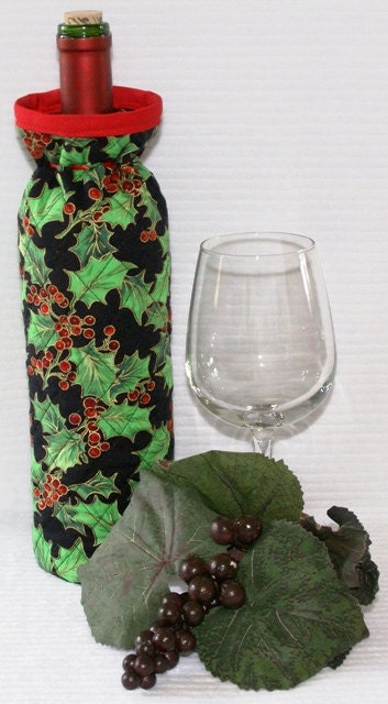 Wine Bottle Wrap Cozy - Insulated -Christmas Holly