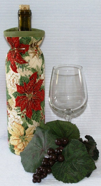 Wine Bottle Wrap Cozy - Insulated -Christmas Poinsettias