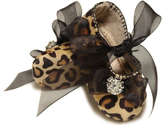 Baby Girl Shoe Suzette in Leopard, slipper/bootie. Trendy, Infant Sizes. Handmade