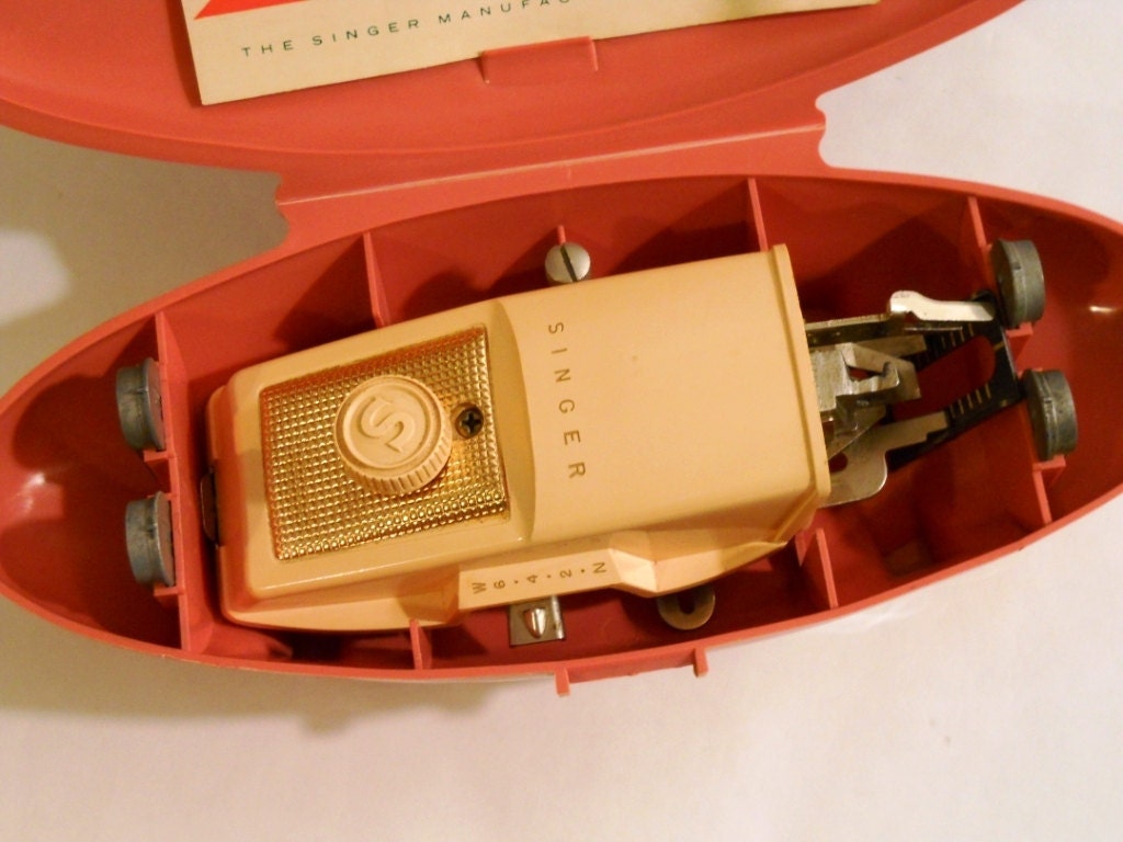 Buttonholer, Button Holer, Singer, Slant attachment,1960, Singer Sewing Machine parts