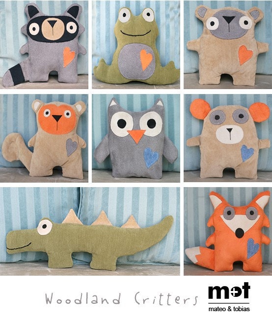 Sammy Raccoon - Woodland Critter Plush Toy