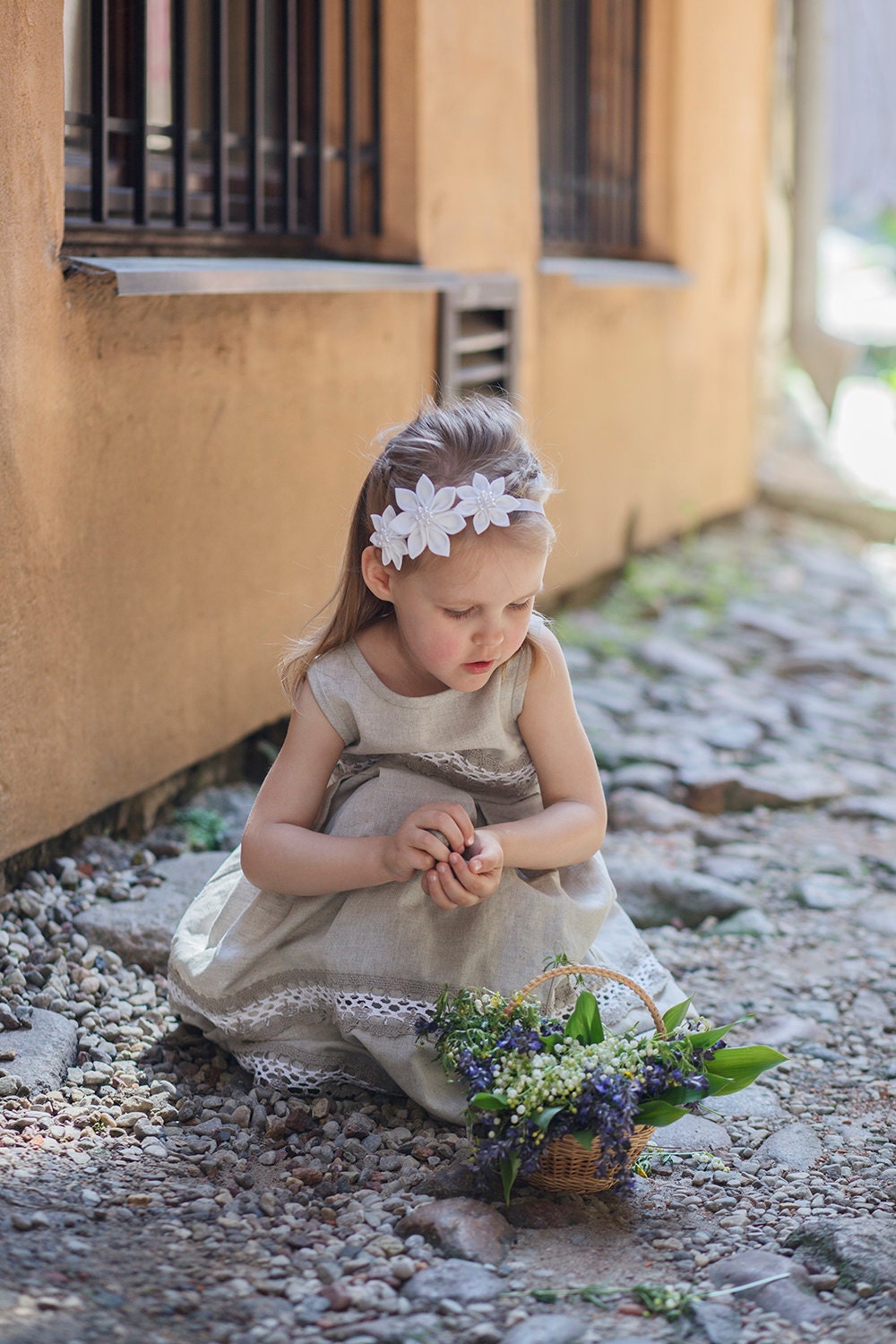 Flower girl  linen head band - White Girl Kanzashi Flower headband - Children wedding Clothing