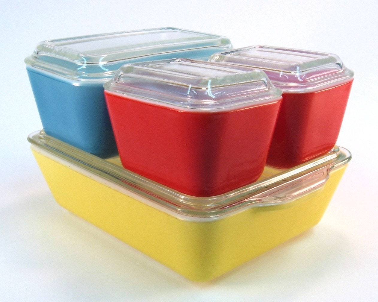 Primary Color Pyrex Refrigerator Vintage Set with by Retroburgh