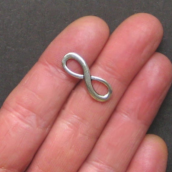 10 Infinity Charm Connectors Antique Tibetan Silver Tone Classic Style - SC1315