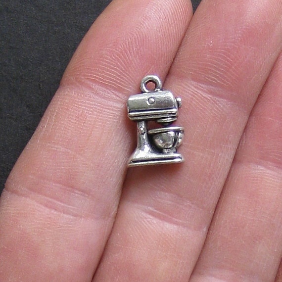 8 Baking Cooking Charms Antique Tibetan Silver Tone Mixer - SC321