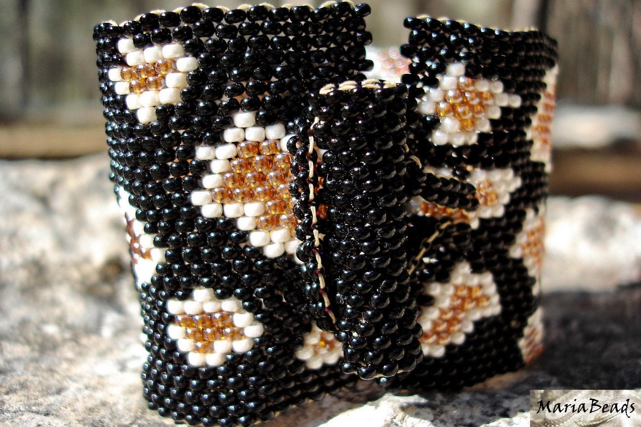 Beadwork Snake Skin cuff / bracelet, Beadwoven seed beads texture fashion jewelry.