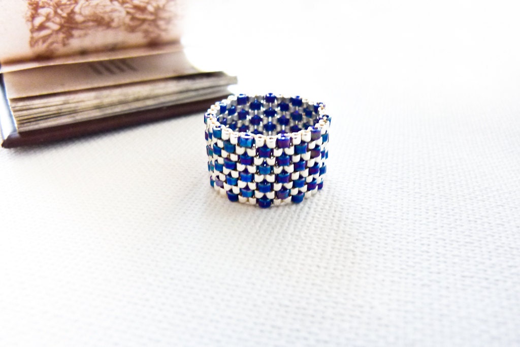 SUMMER SALE Navy blue textured band ring.Two tone ring. Summer seed bead nautical jewelry.