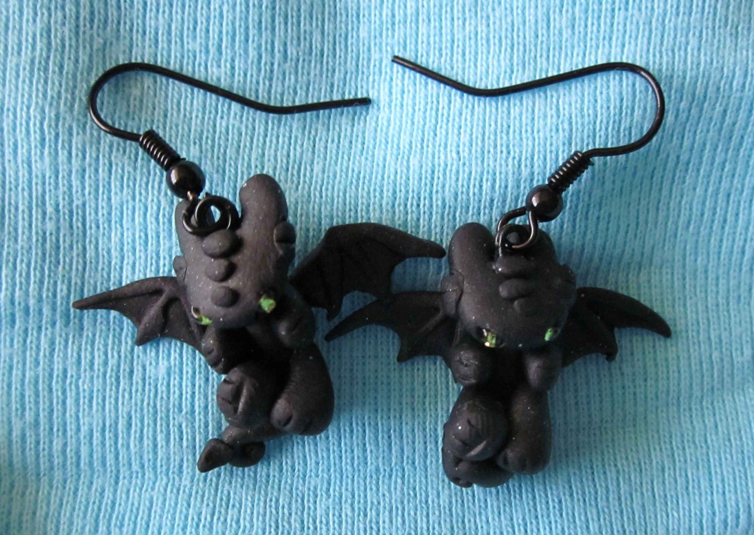 nightfury earrings