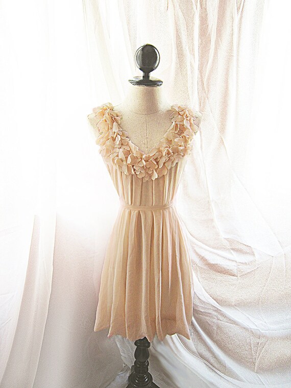 French Vanilla Cream Nude Marie Antoinette Alice in Wonderland Love Xoxo Flirty Cute Ethereal Dreamy Mille Feuille Chiffon Tea Party Dress