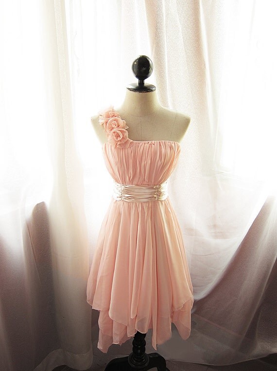 Alice in Wonderland Marie Antoinette Chantilly Prom Dress Flower Petal Romance Dreamy Flowy Ethereal Gown