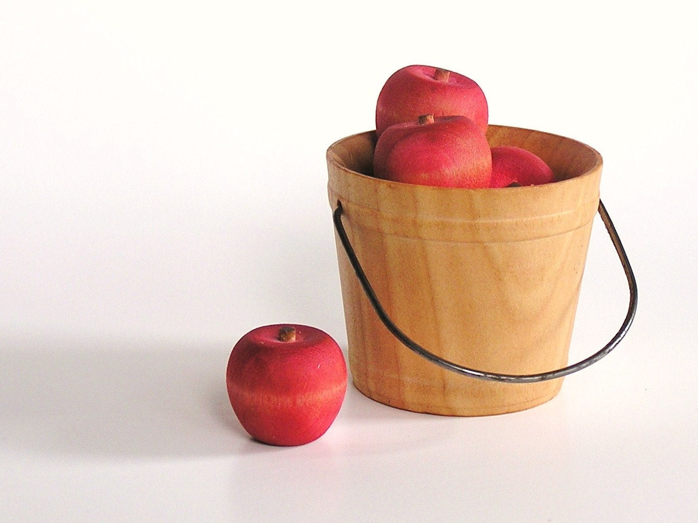 Wooden -Waldorf- Kids -Toy-Wood Toy- Autumn Harvest Apples - applenamos