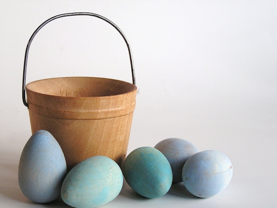 Natural Wood Toy- Robins Eggs- Easter Basket- Waldorf- Montessori- Nature Table- Pretend Kitchen Front Page Find