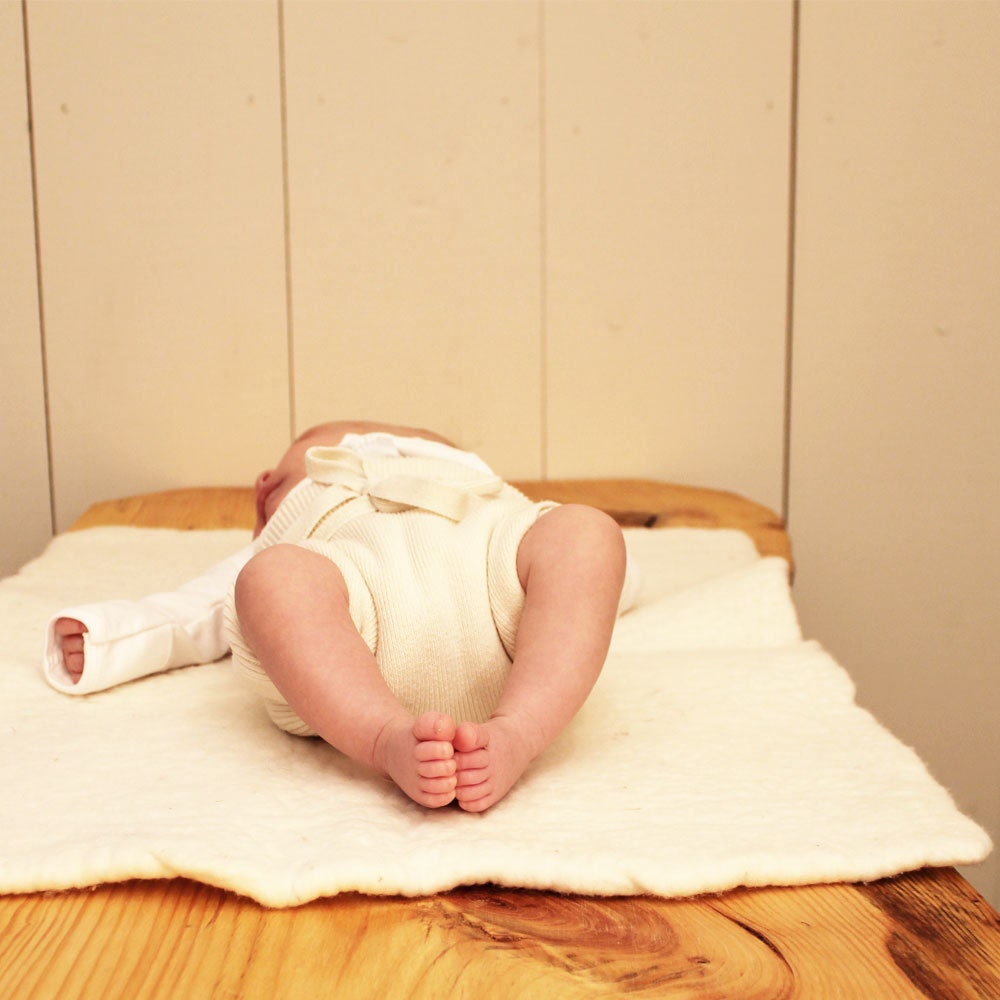 100% Felted Wool Puddle Pad