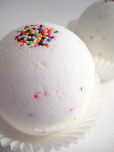Cupcake & Sprinkles Bath Bomb