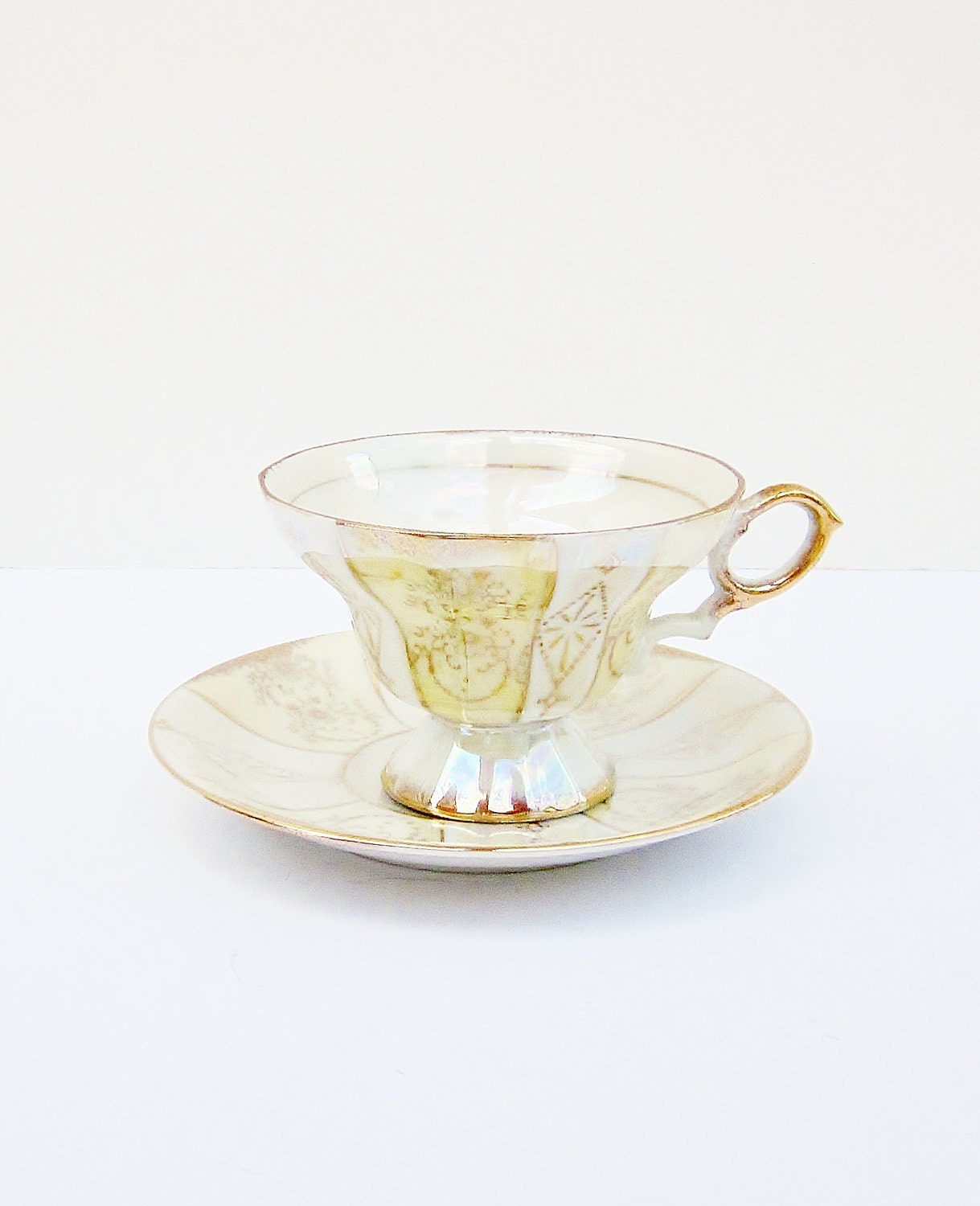 Vintage Teacup Lusterware Royal Crown China Creamy Yellow  Opalescent  Iridescent - jarmfarm