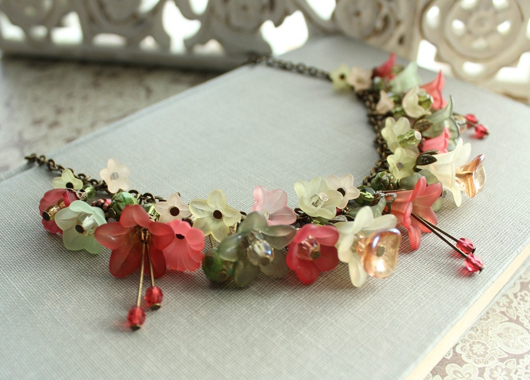 Flower Charm Necklace, Spring Garden, Lucite Flower Jewelry, Spring Berry Blush, Floral Accessories, Soft Yellow