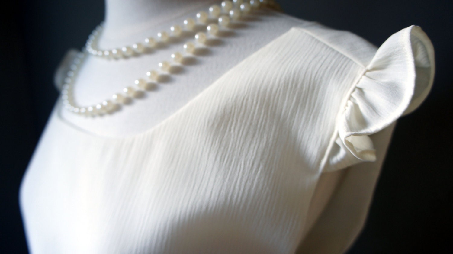 Classic Audrey Hepburn Pull Over Dress -  Womans White Dress with Black Bow Belt - Elegant and Sophisticated Sleeveless Dress