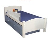 Alpha Bookshelf Bedrail in white, size small for mattresses 0-5" thick