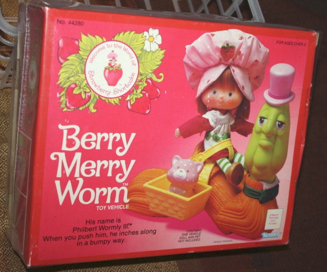Strawberry Shortcake BERRY MERRY WORM mib - Pooyabee