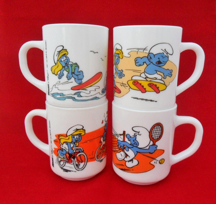 vintage smurfs mugs cups set sport theme peyo arcopal france smurfette skateboard surfing biker tennis kids cartoon