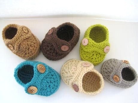 Boy's Striders Crochet Baby Booties Pattern ( pdf pattern)-4 sizes