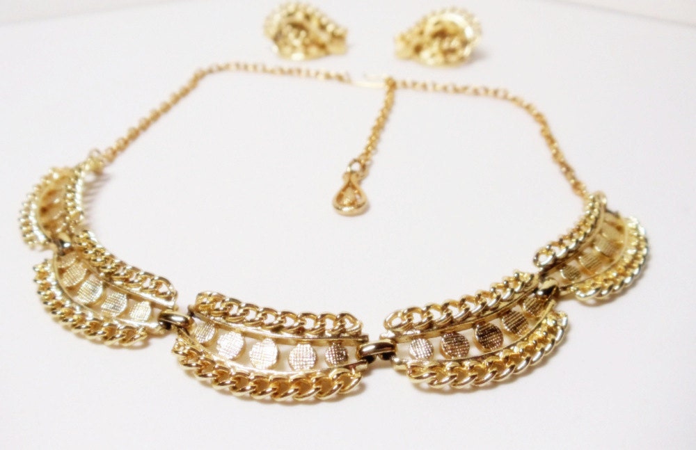 Coro Gold Choker Set- Necklace- Earrings- Original Box-1960s- Vintage