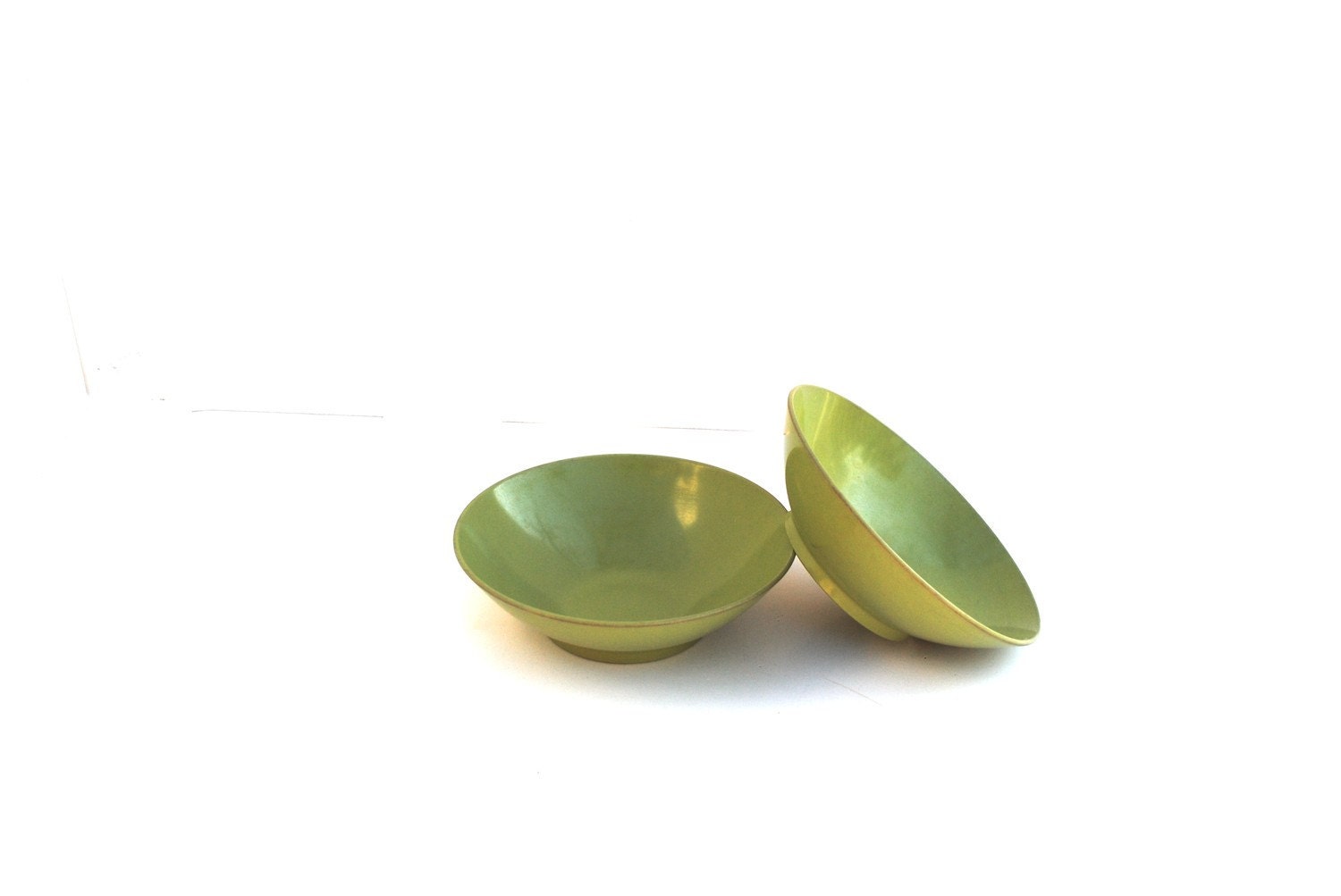 Set of 2 Vintage Green Plastic Bowls
