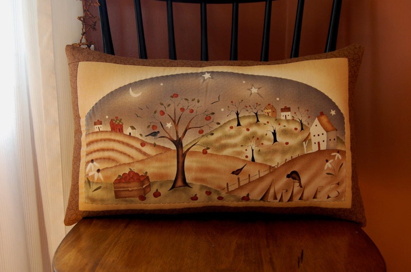 Fall Pillow, Primitive, Harvest Town, Apples