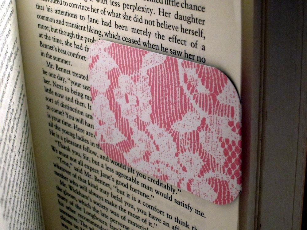 Magnetic Bookmark "Pretty in Pink Lace"
